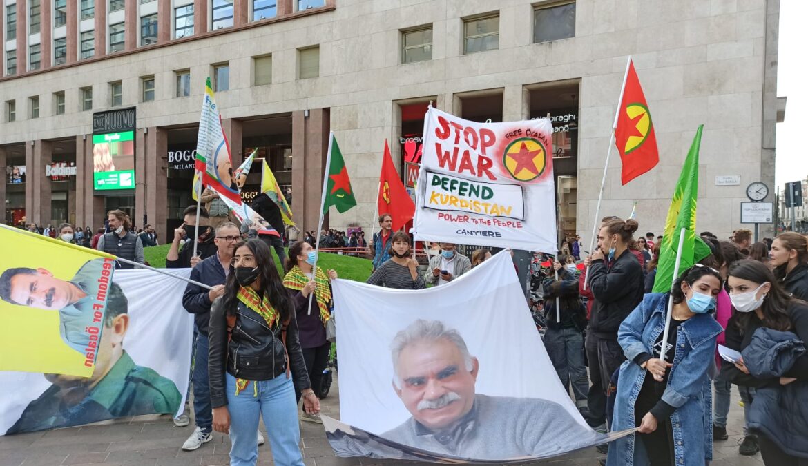 Manifestazione a Milano per la libertà di Ocalan